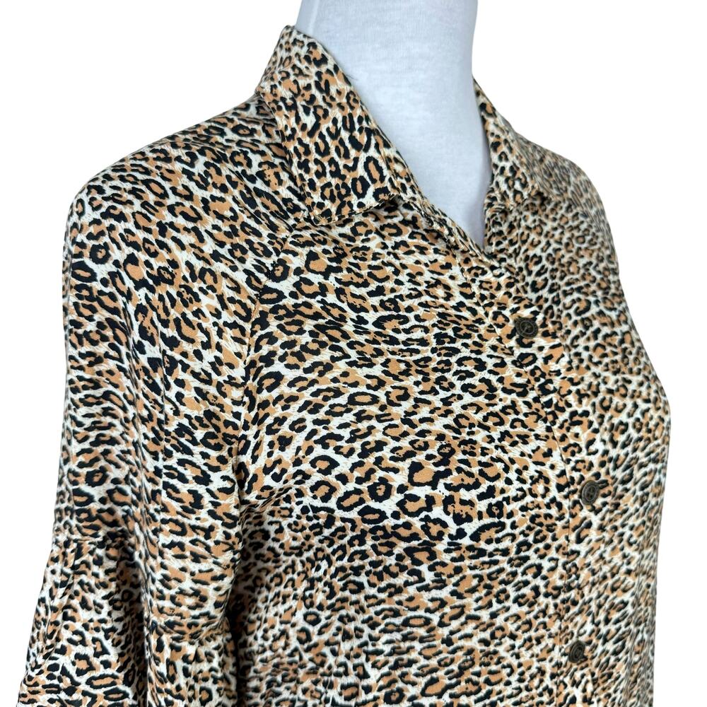 Umgee Leopard Print Bell Sleeve Button Front Coll… - image 4